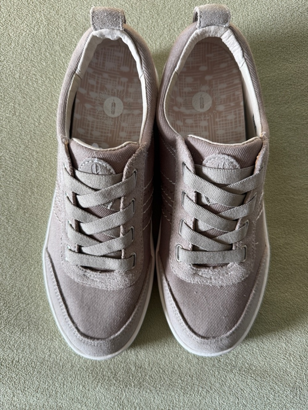 REVITALIGN Women's Lace-Up Sneakers in Light Taupe, NWOT